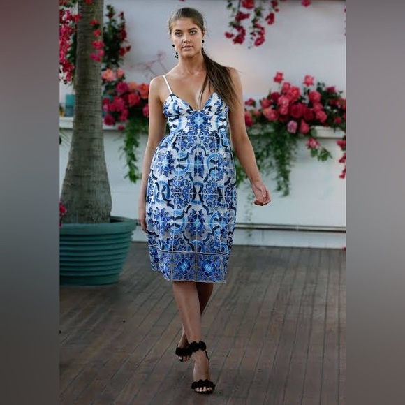 KOOKAI Donatella White Blue Embroidered Cocktail Midi Dress - Picture 3 of 15